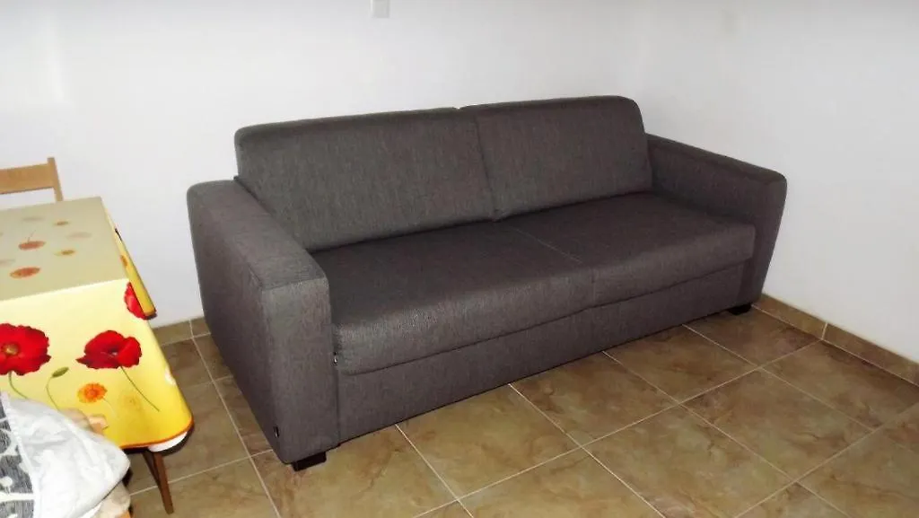 Cozy Apartment 16 With Double Bed Sleeper Couch Split